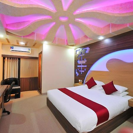 Royal Castle Hotel Negombo Exterior photo